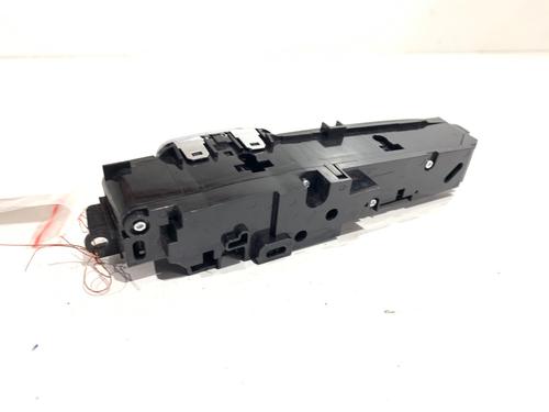 Switch BMW 5 (G30, F90) 520 d xDrive | BP39323748I30 - Image 2