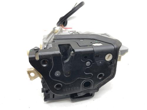 front-right-lock-vw-passat-b7-variant-365-2010-2011-2012-2013-2014-2015-39322646 main image