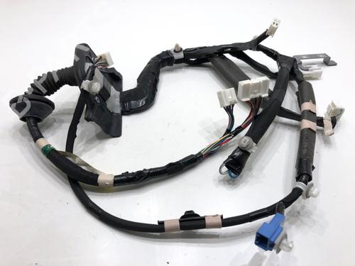 Used Wiring harness Wiring harness 39316610 39316610