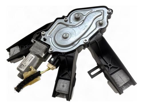 rear-wiper-motor-citroen-c4-picasso-ii-2013-39376246 main image