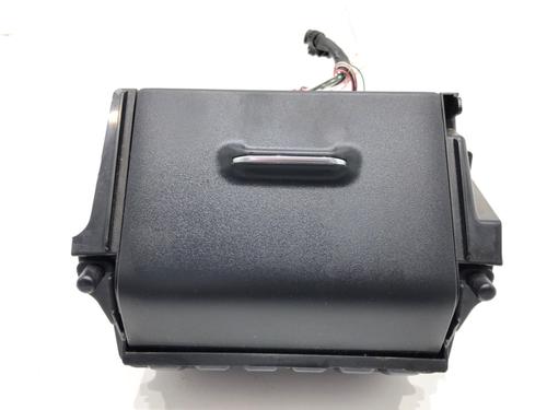 Used Glove box Glove box TOYOTA AURIS Estate (_E18_) 1.6 D4-D (WWE185_) (112 hp) 39276633 39276633