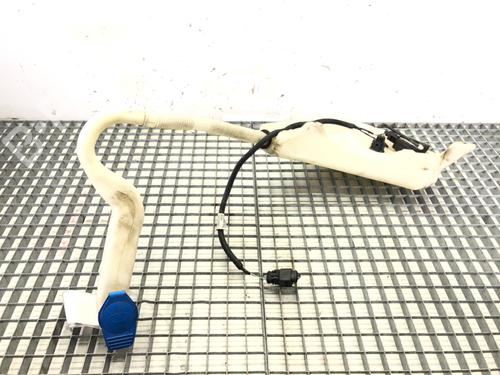 windscreen-washer-tank-audi-q7-4lb-2006-2007-2008-2009-2010-2011-2012-2013-2014-2015-2016-39291375 main image