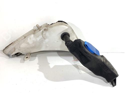 windscreen-washer-tank-audi-a6-c7-avant-4g5-4gd-2011-2012-2013-2014-2015-2016-2017-2018-2019-39340302 main image