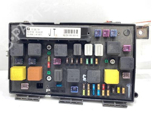 Fuse box OPEL ASTRA H GTC (A04) 1.3 CDTI (L08) | BP39327475E1 - Image 3