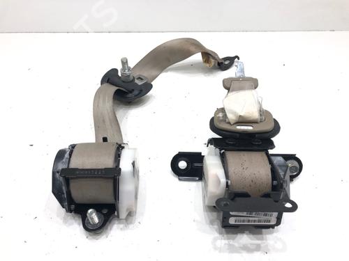 Used Rear right seatbelt Rear right seatbelt 39283404 39283404