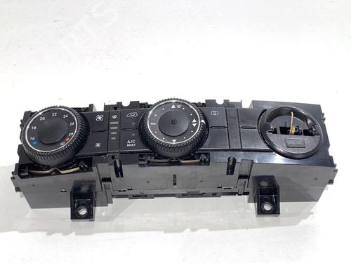 Used Climate control Climate control VW CRAFTER 30-35 Bus (2E_) 2.0 TDI (136 hp) 39310291 39310291