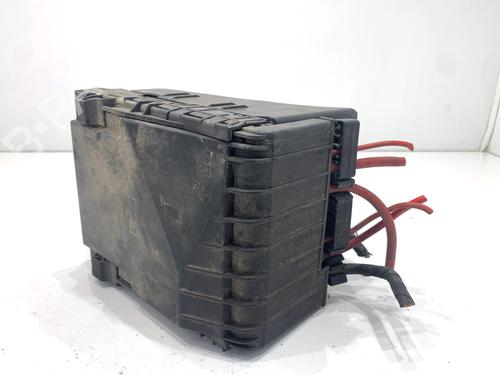 Used Fuse box Fuse box 39347341 39347341