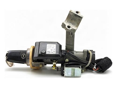 switch-opel-antara-a-l07-2006-2007-2008-2009-2010-2011-2012-2013-2014-2015-2016-2017-39366598 main image