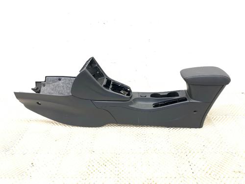 Used Middle console Middle console 39315361 39315361