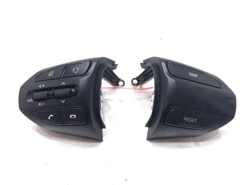 steering-wheel-controls-kia-rio-iv-yb-sc-fb-2017-39278613 main image