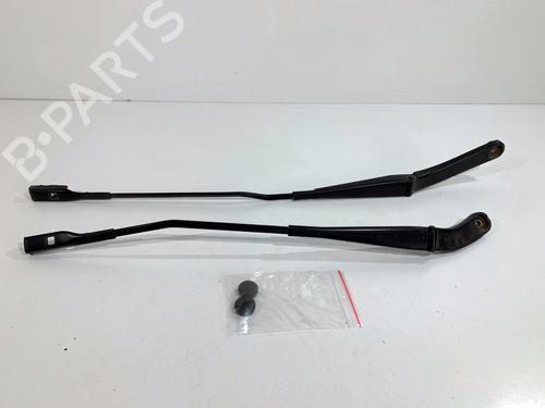 front-windshield-wiper-arm-audi-a4-b8-avant-8k5-2007-2008-2009-2010-2011-2012-2013-2014-2015-2016-2017-39332540 main image