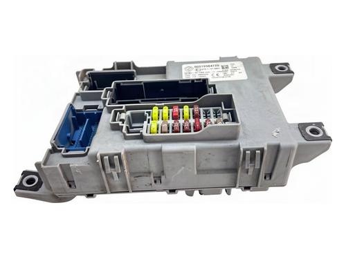 Used Fuse box Fuse box 39376150 39376150