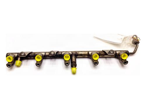 Used Injection rail Injection rail AUDI A8 D3 (4E2, 4E8) S8 quattro (450 hp) 40057102 40057102
