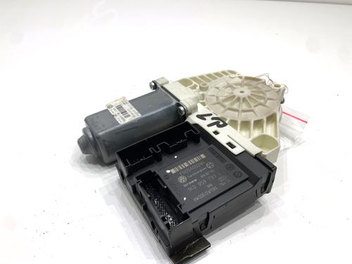 Left front window motor VW PASSAT B6 (3C2) 2.0 TDI | BP39345590E21 - Image 3
