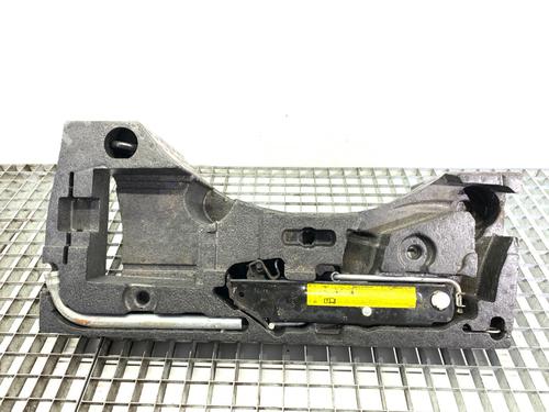 jack-kit-vw-cc-b7-358-2011-2012-2013-2014-2015-2016-2017-39305447 main image