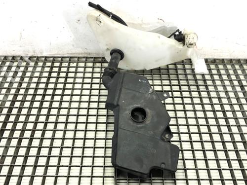 windscreen-washer-tank-audi-a6-c7-4g2-4gc-2010-2011-2012-2013-2014-2015-2016-2017-2018-2019-39288848 main image