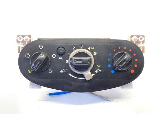 Used Climate control Climate control 39325246 39325246