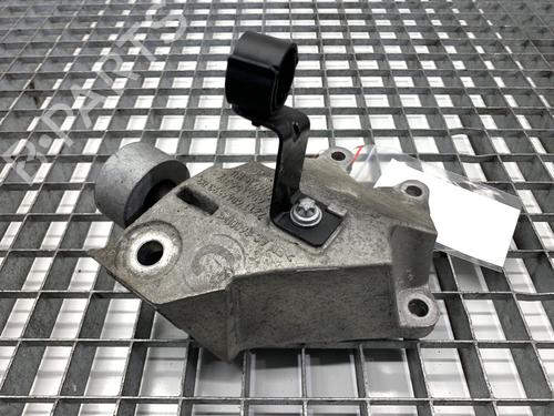 Engine mount BMW 5 Touring (G31) 520 d | BP39325749M89 - Image 2