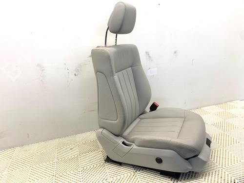 Right front seat MERCEDES-BENZ E-CLASS (W212) E 400 4-matic (212.067) | BP40250120C16 - Image 4