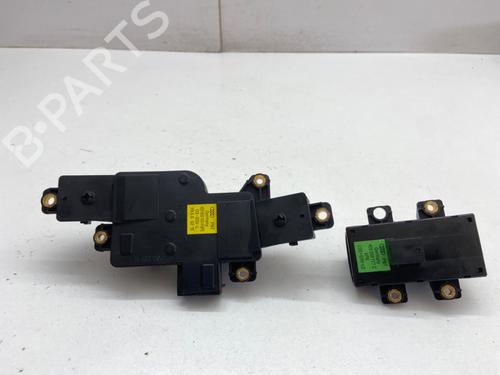 Switch AUDI A8 D3 (4E2, 4E8) S8 quattro | BP39454656I30 - Image 3
