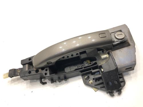 Used Front left exterior door handle Front left exterior door handle 39333457 39333457