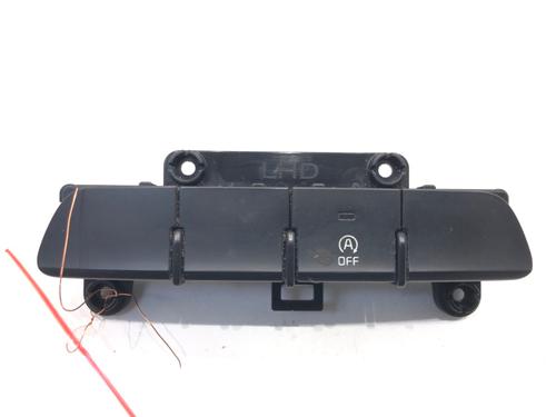 switch-kia-rio-iv-yb-sc-fb-2017-39278621 main image