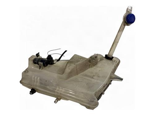 Used Windscreen washer tank Windscreen washer tank 39377173 39377173