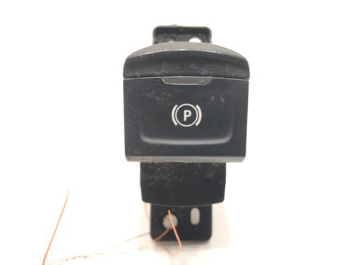 electric-handbrake-dacia-sandero-iii-2021-39280831 main image