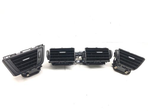 air-vent-bmw-3-touring-f31-2012-2013-2014-2015-2016-2017-2018-2019-39273485 main image