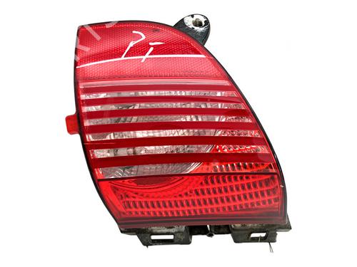 Used Rear bumper right light Rear bumper right light 39353744 39353744