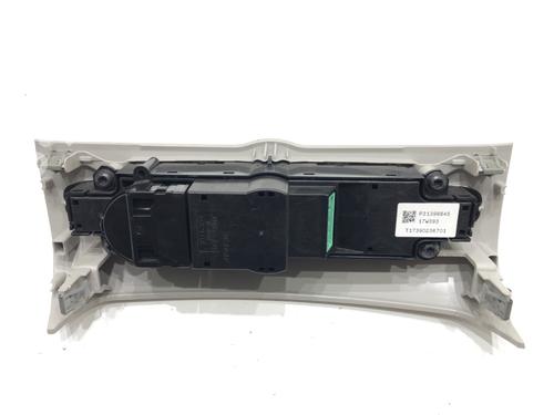 Switch VOLVO XC60 II (246) D4 AWD | BP39282381I30 - Image 3