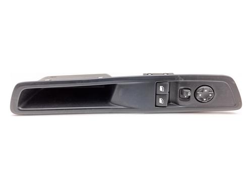 switch-citroen-jumpy-iii-bus-v_-2016-39376992 main image