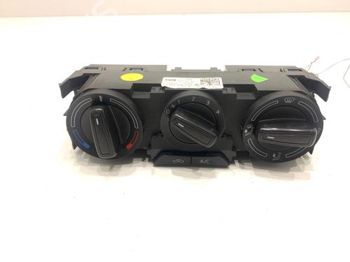 Used Climate control Climate control 39332316 39332316