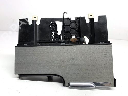Used Glove box Glove box VOLVO XC60 II (246) T5 AWD (249 hp) 40001132 40001132