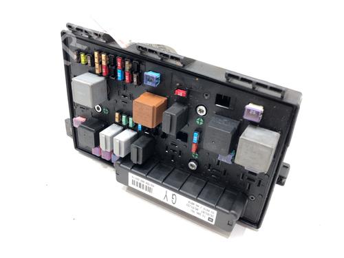 Used Fuse box Fuse box 39279137 39279137