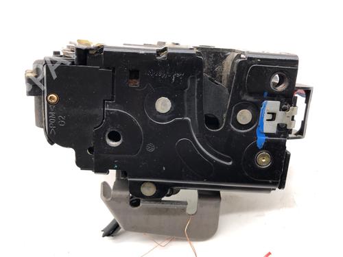 front-left-lock-audi-a4-b6-8e2-2000-2001-2002-2003-2004-2005-39314029 main image