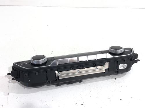 Climate control AUDI Q5 (FYB, FYG) 40 TDI quattro | BP39298874I5 - Image 2