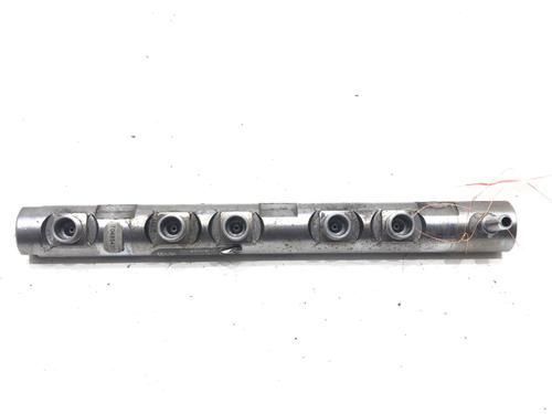 Used Injection rail Injection rail 39283124 39283124