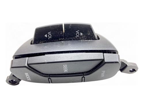 Used Steering wheel controls Steering wheel controls CHEVROLET CAPTIVA (C100, C140) 2.4 (136 hp) 39897927 39897927