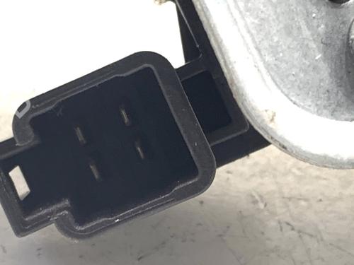 Rear wiper motor JAGUAR E-PACE (X540) 2.0 D180 AWD | BP39324669M102 - Image 4