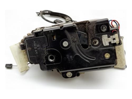Used Front left lock Front left lock VW PASSAT B5.5 Variant (3B6) 1.9 TDI (101 hp) 40488516 40488516