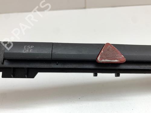 Warning switch AUDI A8 D3 (4E2, 4E8) 4.2 quattro | BP39361730I22 - Image 2