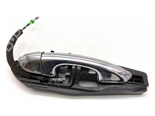 Used Rear left exterior door handle Rear left exterior door handle FORD MONDEO V Saloon (CD) 1.6 (181 hp) 40489219 40489219