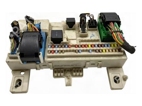 Used Fuse box Fuse box VOLVO V50 (545) 2.0 D (136 hp) 40489395 40489395
