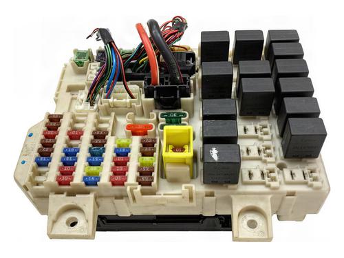Used Fuse box Fuse box 39367108 39367108