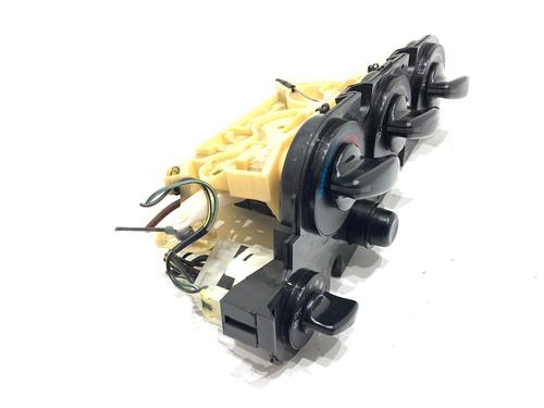 Climate control MITSUBISHI ECLIPSE I (D2_A) 2.0 i 16V (D22A, D27A) | BP39302038I5 - Image 2