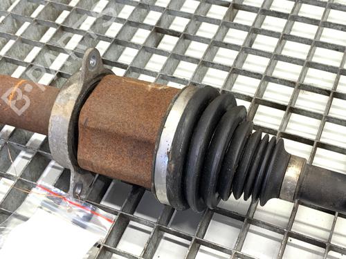 Right front driveshaft VOLVO V60 I (155) D4 | BP39358000M39 - Image 3
