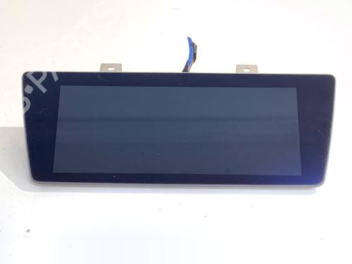 display-bmw-5-g30-f90-2016-39343127 main image