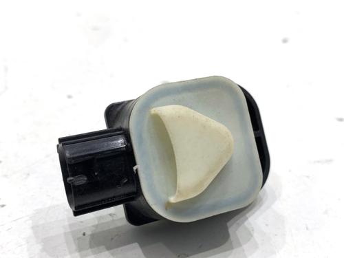 Used Electronic sensor Electronic sensor TOYOTA COROLLA Saloon (_E21_) 1.6 VVTi (ZRE210) (132 hp) 39339974 39339974