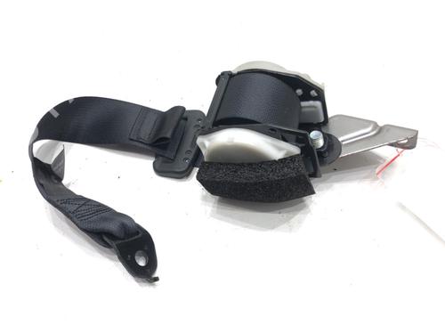 rear-left-seatbelt-suzuki-sx4-s-cross-jy-2013-39279951 main image